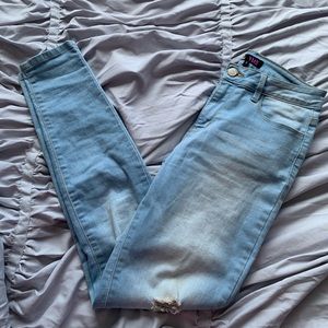 Skinny High Rise Jeans